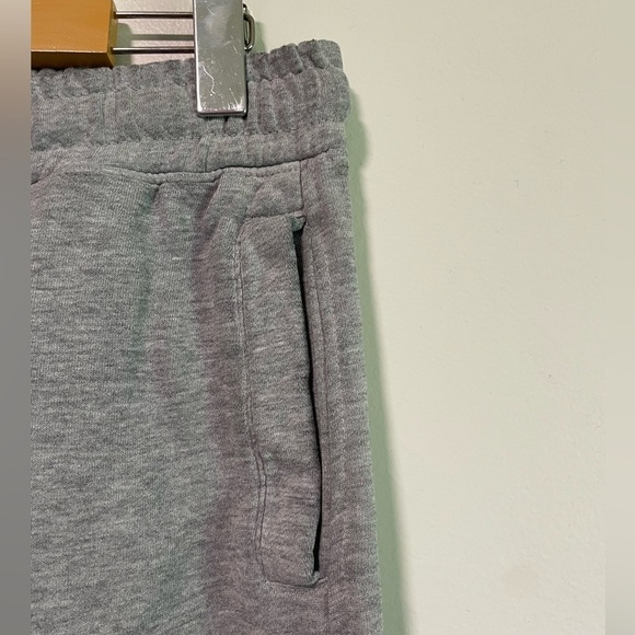 Urban Outfitters Men’s  Grey Joggers - Medium - Picture 3 of 9